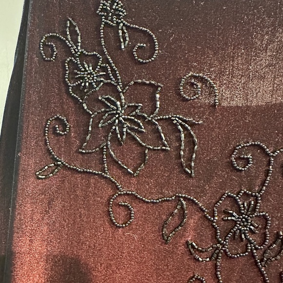 ✨ Scene Red & Black Velvet Beaded Formal Evening Gown – Size 11/12 ✨ - Picture 5 of 7